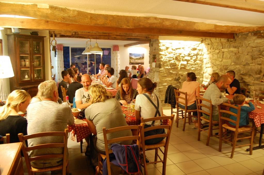 Gite La Maisonnee Sazos Kültér fotó